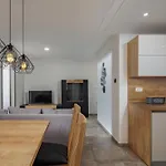 Vibes - Happy Apartament *